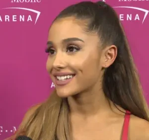 Ariana_Grande_interview_2016 Video still by Pure DOPE Magazine (via Vimeo), licensed under CC BY 3.0