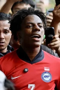 IShowSpeed at Chinatown, Singapore (24 September 2024) by Chin Yu Chu. Licensed under Creative Commons Attribution-ShareAlike 2.0 Generic (CC BY-SA 2.0). Source: https://flickr.com/photos/195030826@N02/54018500558