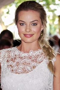 Margot_Robbie Margot Robbie at Somerset House in 2013. Photo by P. Lovell / Flickr / CC BY-SA 2.0.