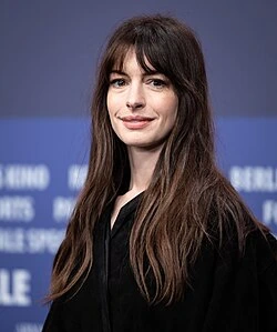 Anne_Hathaway-68408 Photo by Harald Krichel, licensed under CC BY-SA 3.0 (cropped)